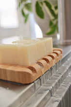 Load image into Gallery viewer, Bamboo Draining Soap Dish