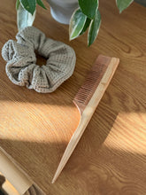Load image into Gallery viewer, Neem Wood Pintail Comb