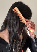 Load image into Gallery viewer, Neem Wood Pintail Comb