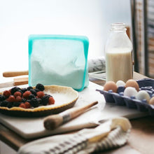 Load image into Gallery viewer, Reusable Silicone Stand-up Bag