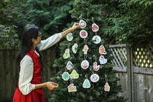 Load image into Gallery viewer, Holiday Ornaments Pop up Sponge (Holiday Exclusive)
