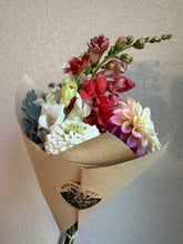 Load image into Gallery viewer, Rough Cut Flower Co | Fresh Flower Bouquet
